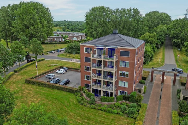 Foto 40 van Woudhuizerallee 197