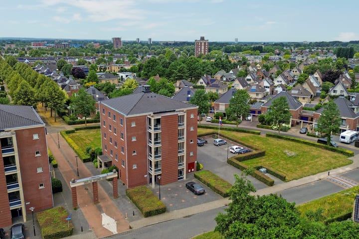 Foto 42 van Woudhuizerallee 197