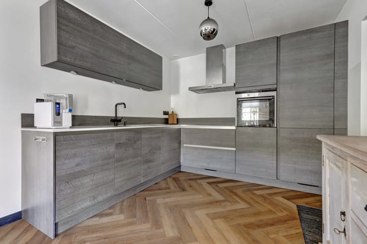 Photo 17 of de Hofstede 7-A