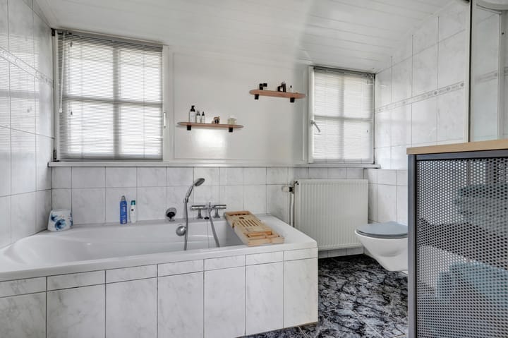 Photo 30 of de Hofstede 7-A