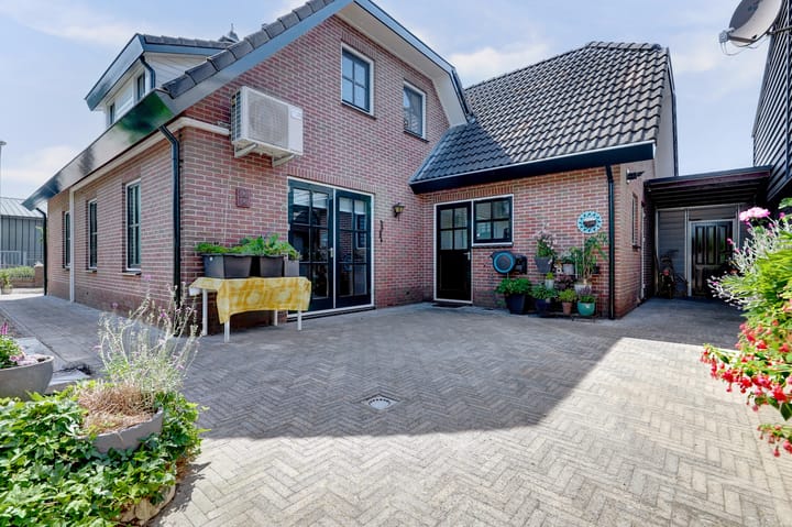 Photo 42 of de Hofstede 7-A