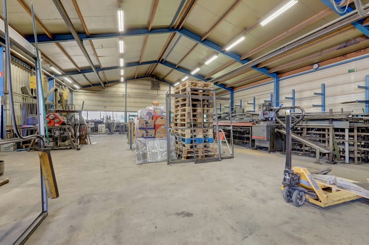 Photo 48 of de Hofstede 7-A