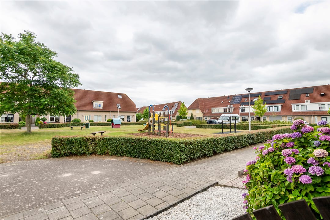 Photo 2 of H.J. Ganzemanstraat 33