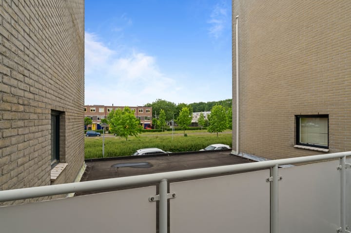 Foto 37 van Moderatostraat 28