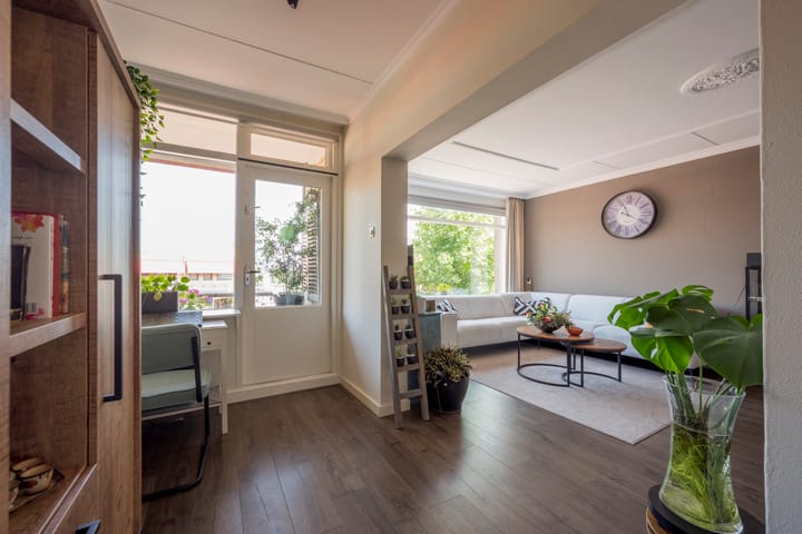 Foto 5 van Burg Grothestraat 3