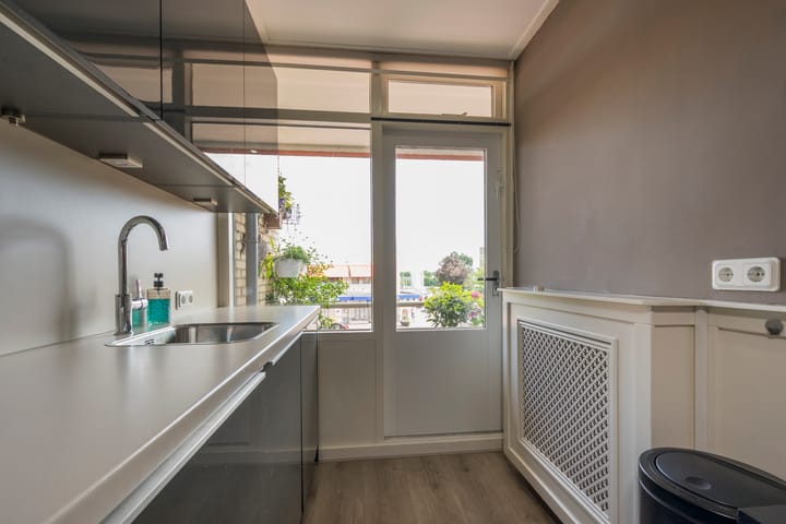 Foto 10 van Burg Grothestraat 3