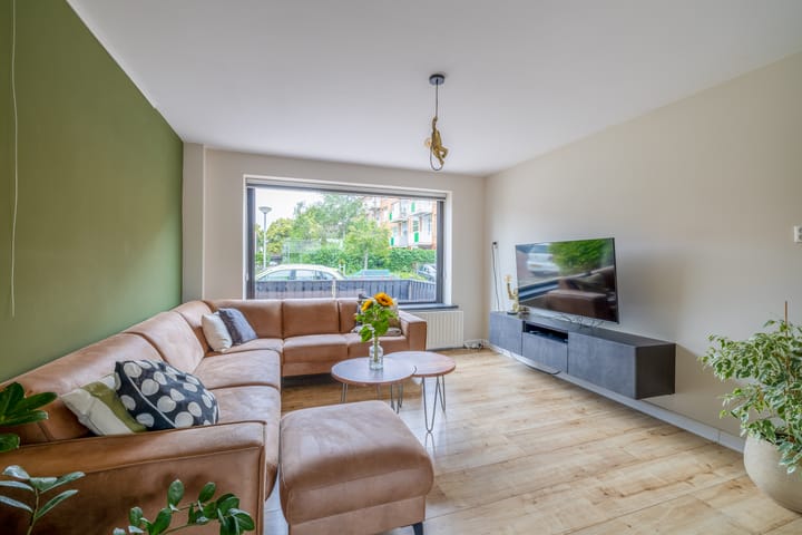 Foto 13 van Bizetstraat 34