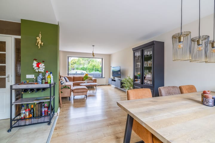 Foto 16 van Bizetstraat 34