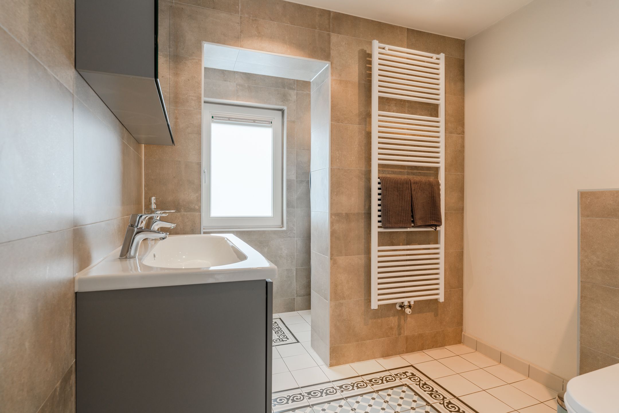 Photo 3 of Burgemeester van Tienenweg 29