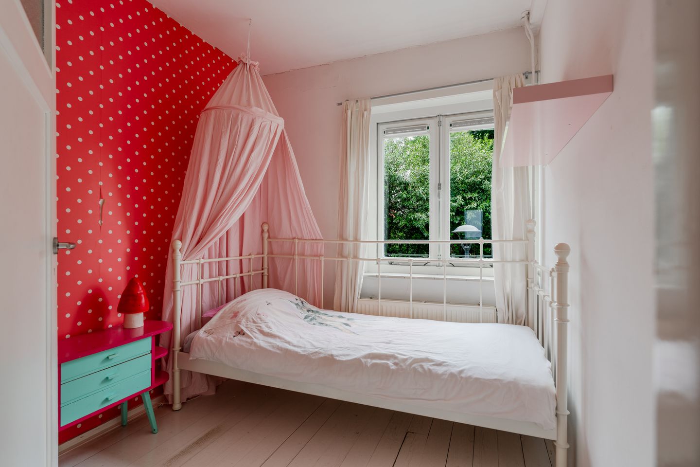 Photo 40 of Burgemeester van Tienenweg 29