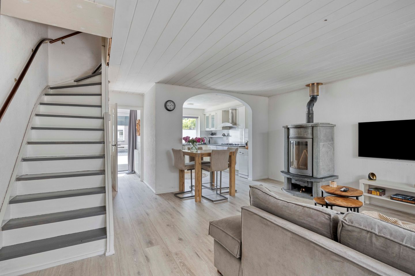 Foto 4 van Zwanebloem 27