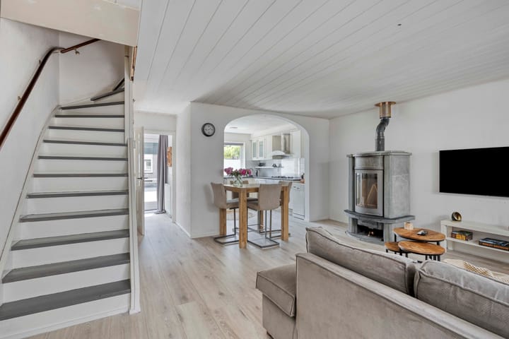 Foto 4 van Zwanebloem 27