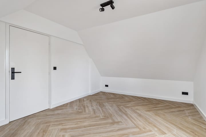 Foto 46 van Tramsingel 113-A