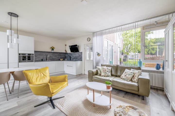 Foto 2 van Esdoornhof 11