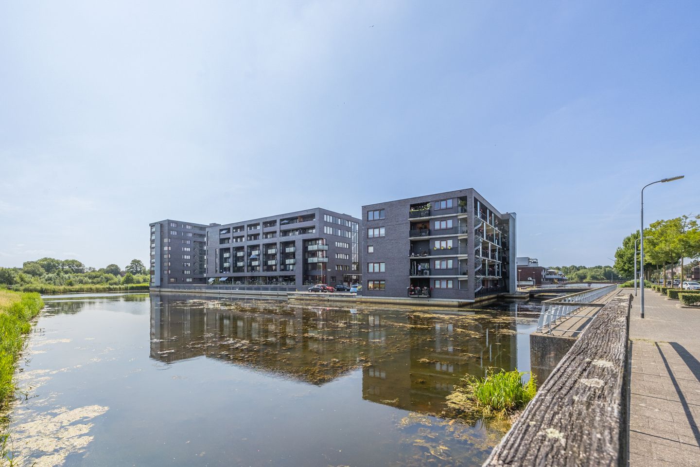 Photo 34 of Waterweegbree 29