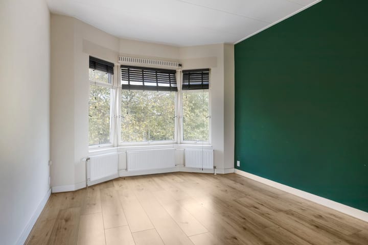 Photo 1 of Zuiderparklaan 491