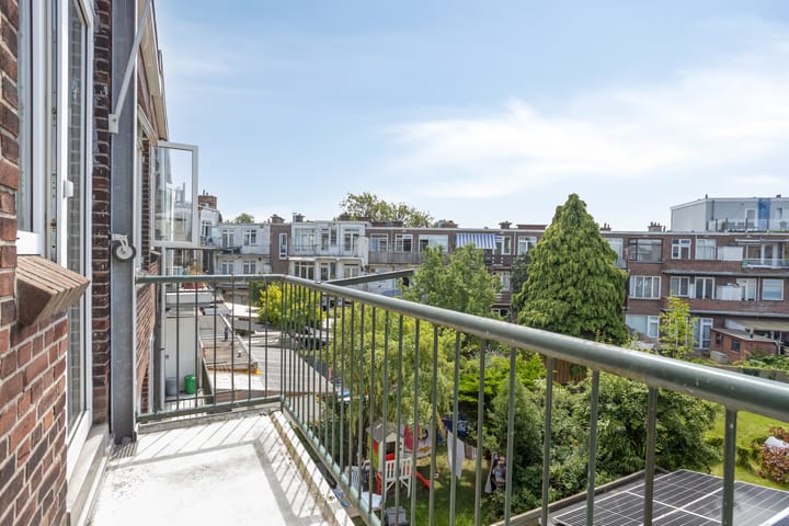 Photo 12 of Zuiderparklaan 491