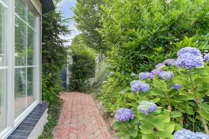 Foto 33 van Spoorstraat 5