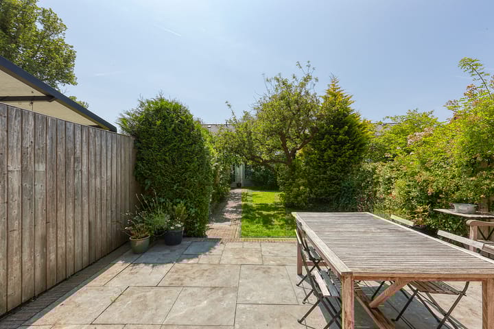 Foto 10 van Van Zuylen van Nijeveltstraat 187