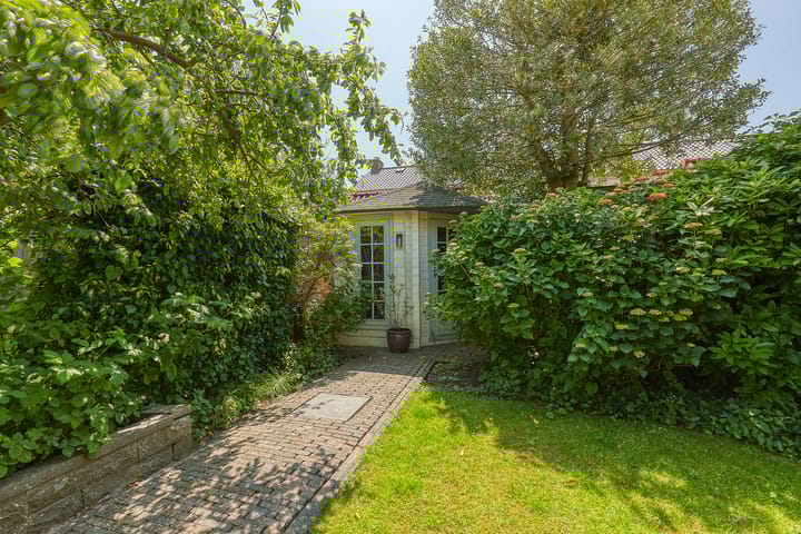 Foto 12 van Van Zuylen van Nijeveltstraat 187