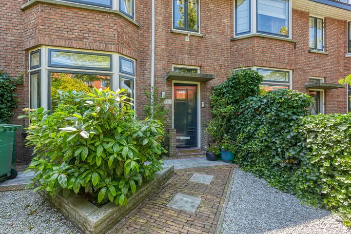 Foto 38 van Van Zuylen van Nijeveltstraat 187