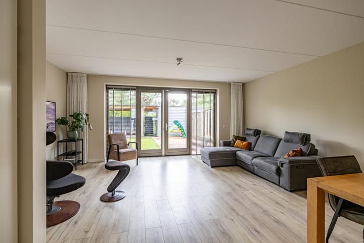 Foto 7 van Mergelstraat 2