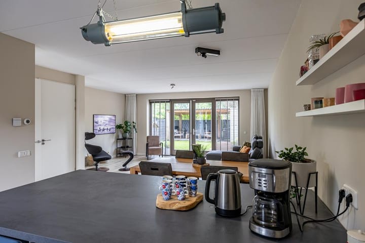 Foto 18 van Mergelstraat 2