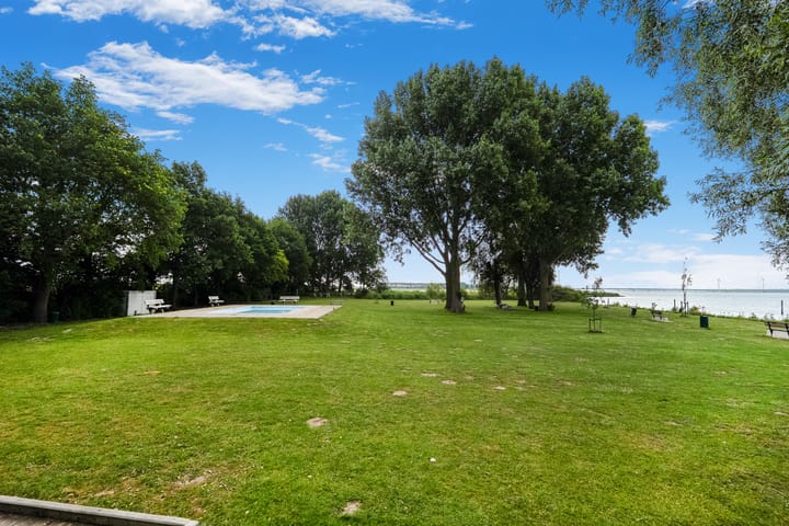 Photo 35 of Tuinweg 27