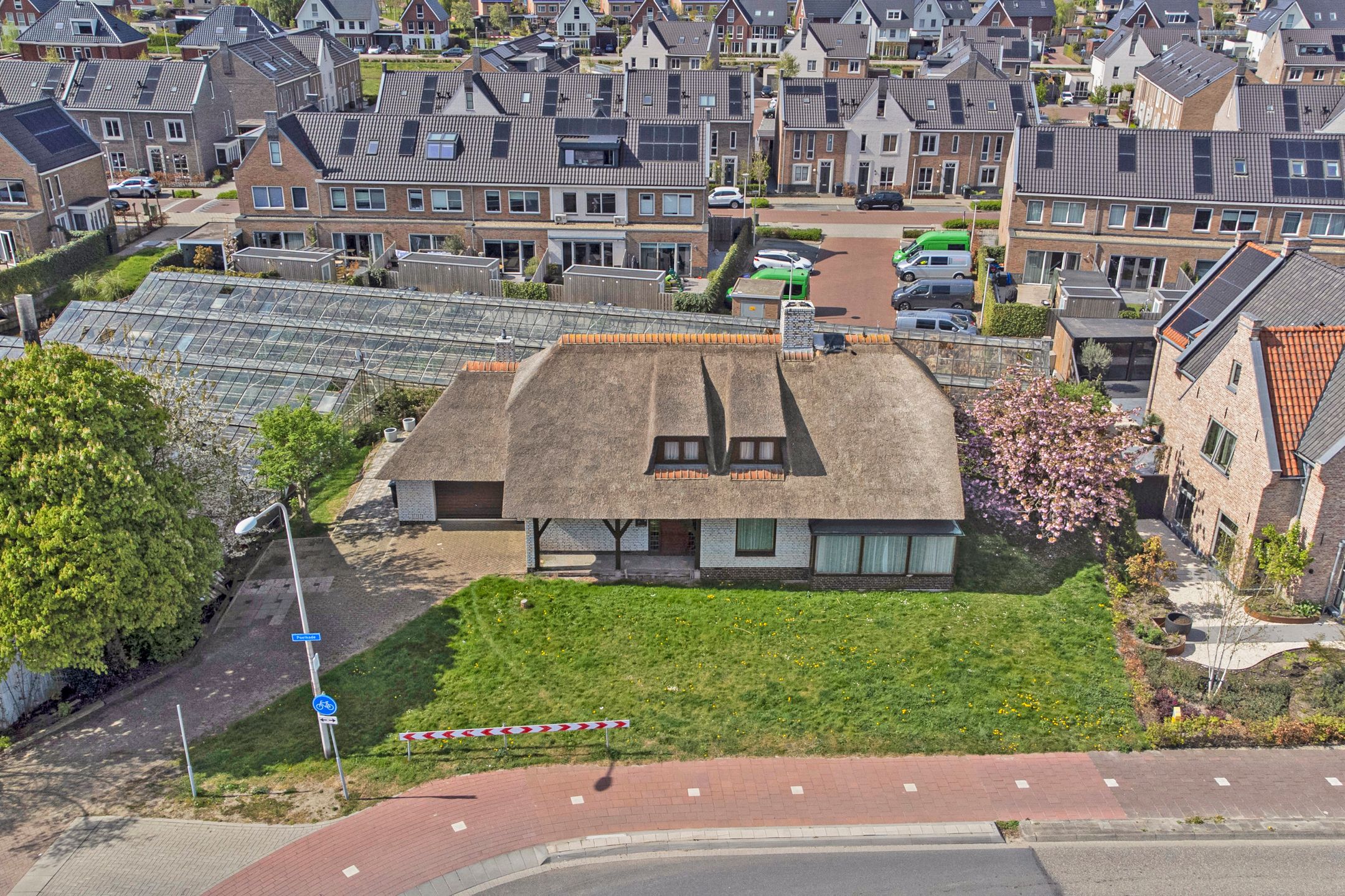 Foto 12 van Poelkade 6