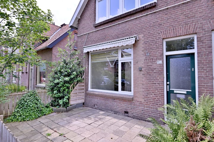 Foto 2 van Diepenveenseweg 107