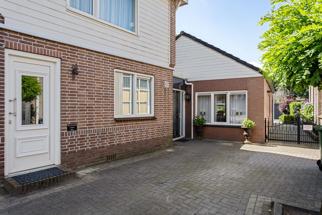 Foto 16 van Europaweg 151