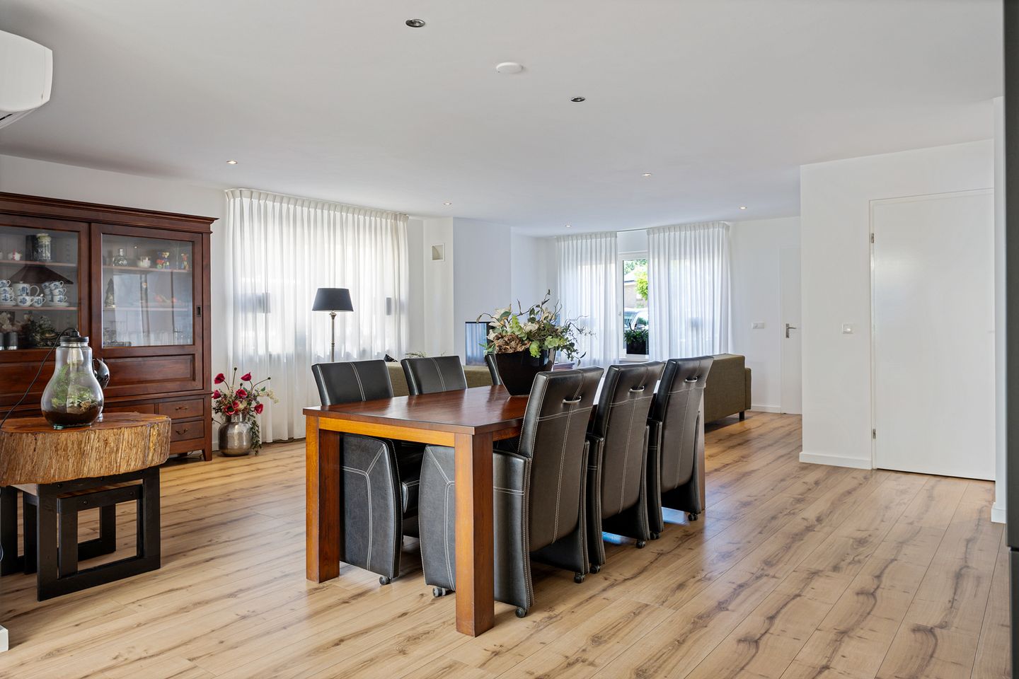 Foto 20 van Europaweg 151