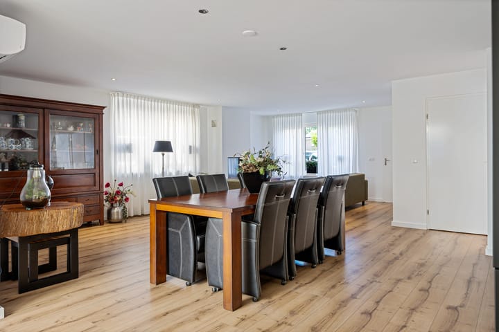 Foto 20 van Europaweg 151