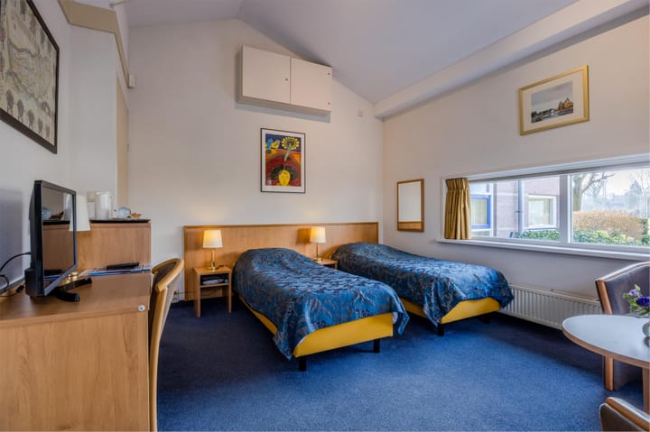 Foto 26 van Lopikerweg 48-B