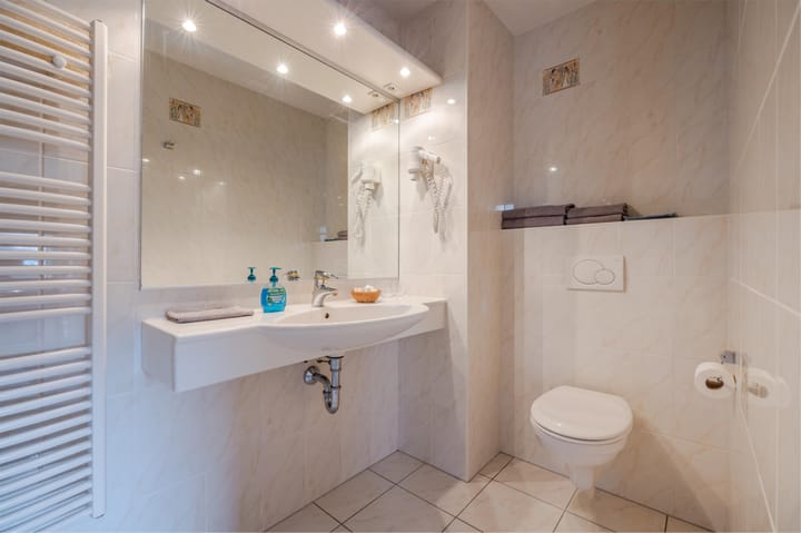 Foto 28 van Lopikerweg 48-B