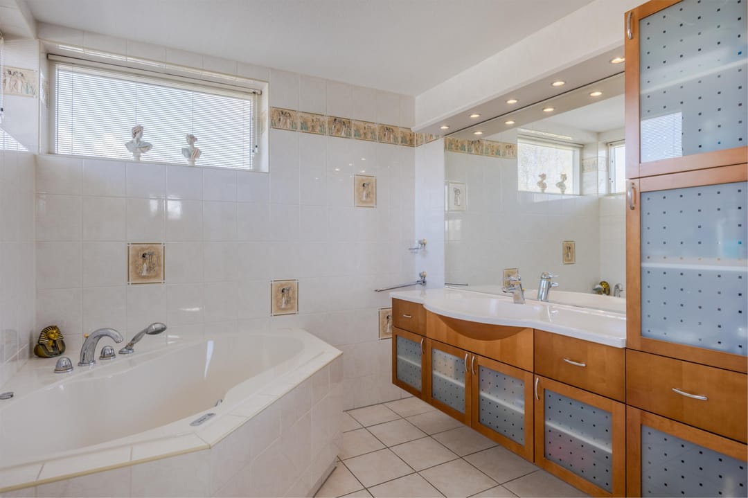 Foto 37 van Lopikerweg 48-B