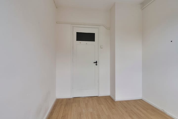 Foto 11 van Vredenoordlaan 54-B