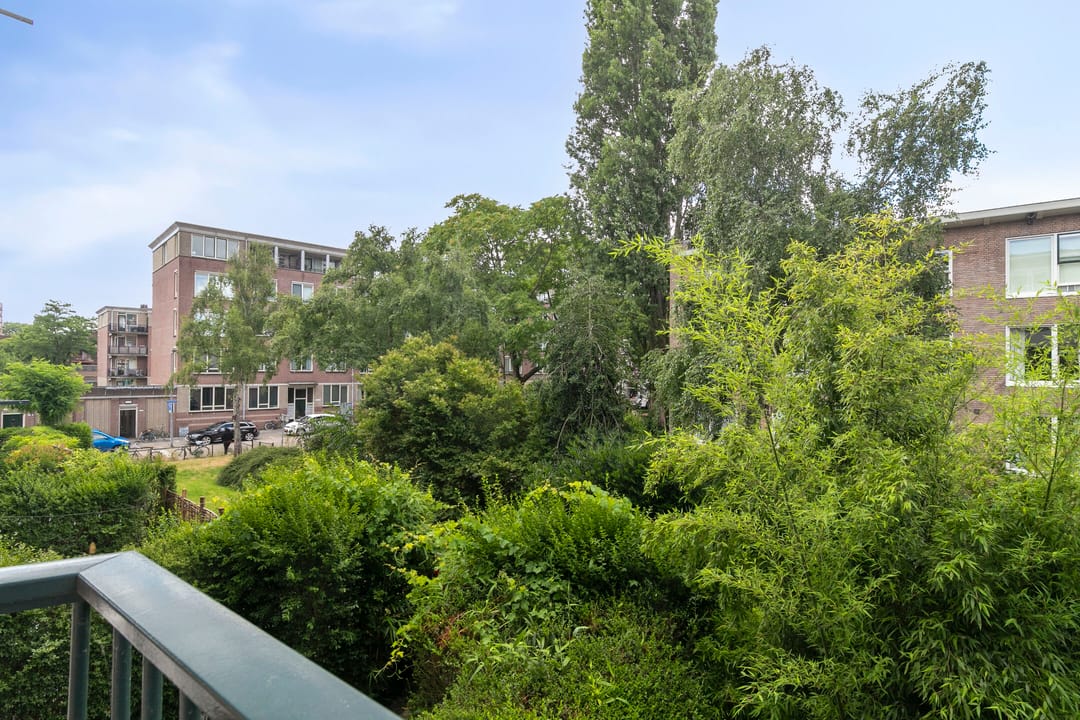 Foto 23 van Vredenoordlaan 54-B