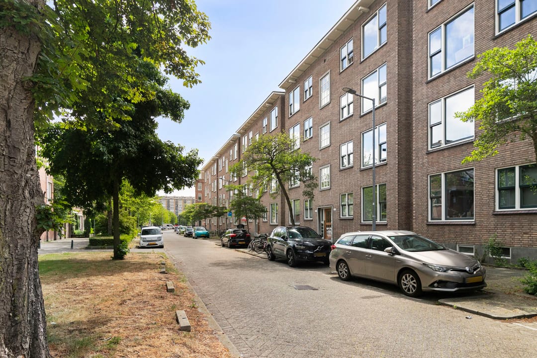 Foto 31 van Vredenoordlaan 54-B