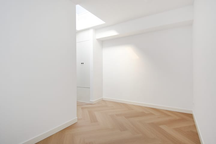 Photo 21 of Huyterstraat 4-B