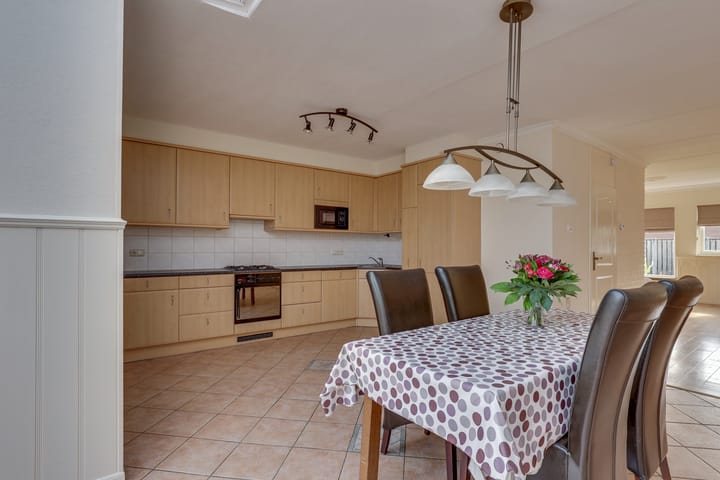 Photo 16 of Pastoor Petersstraat 30