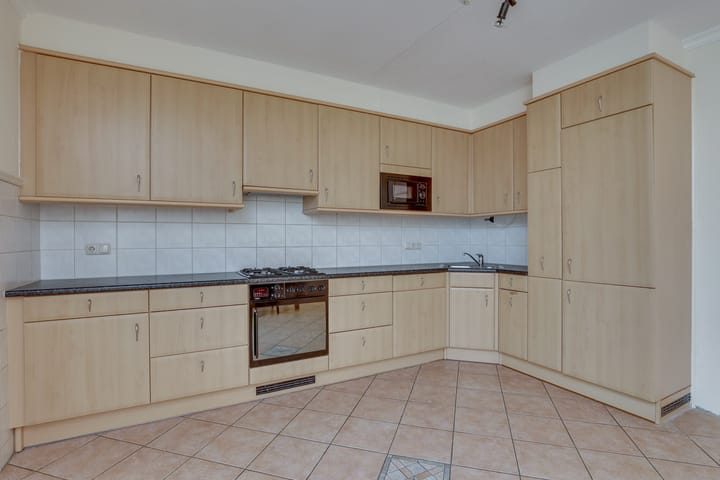 Photo 17 of Pastoor Petersstraat 30