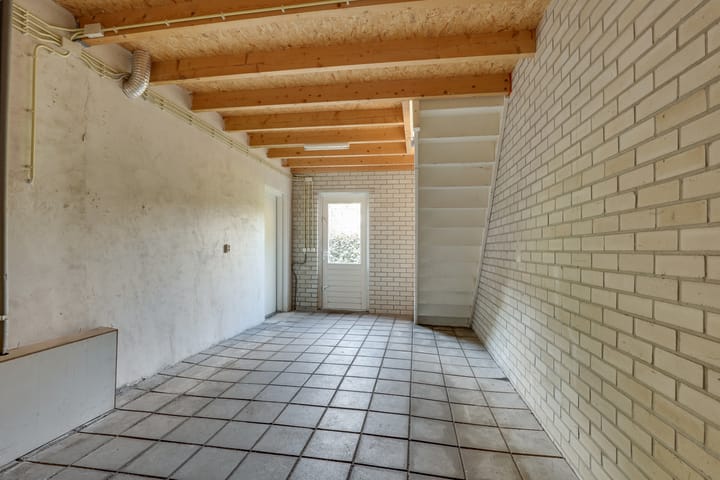 Photo 35 of Pastoor Petersstraat 30