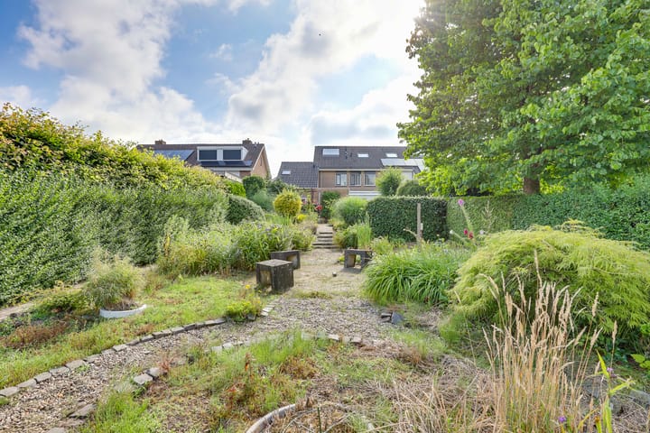 Photo 44 of Pastoor Petersstraat 30