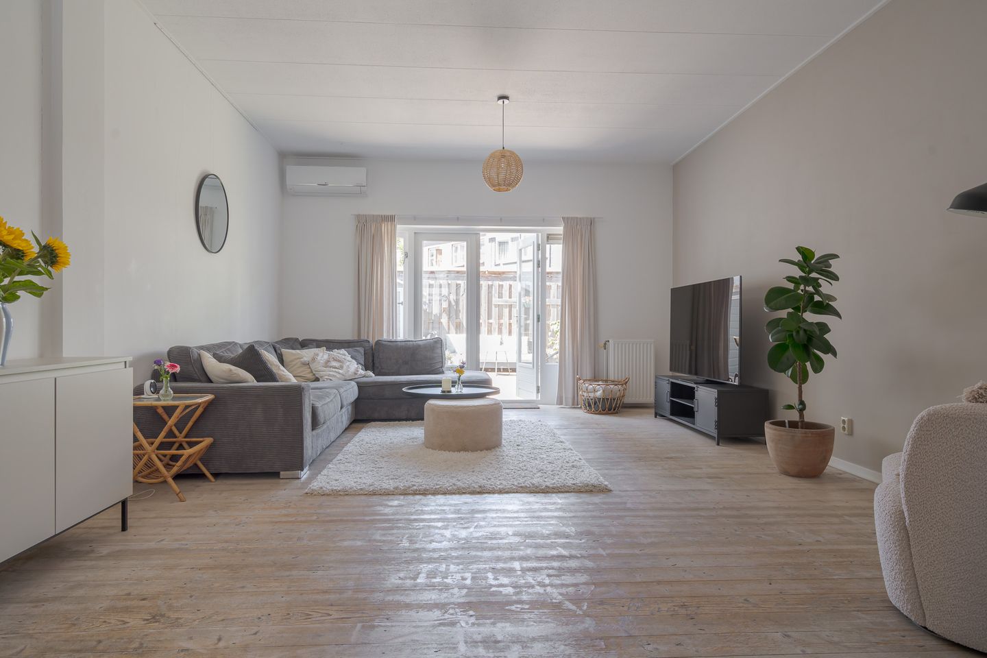 Photo 10 of Eerste Weidjesstraat 3