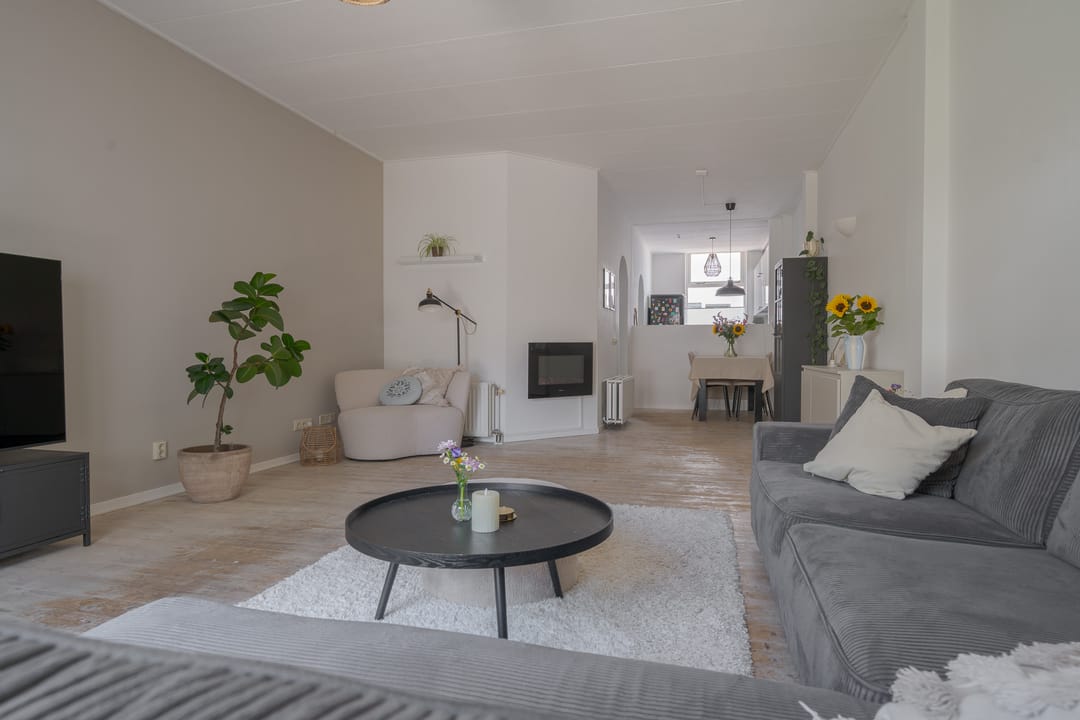 Photo 13 of Eerste Weidjesstraat 3