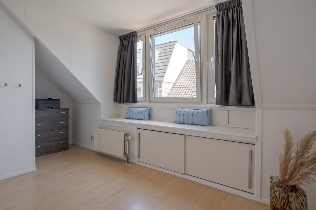 Photo 37 of Eerste Weidjesstraat 3