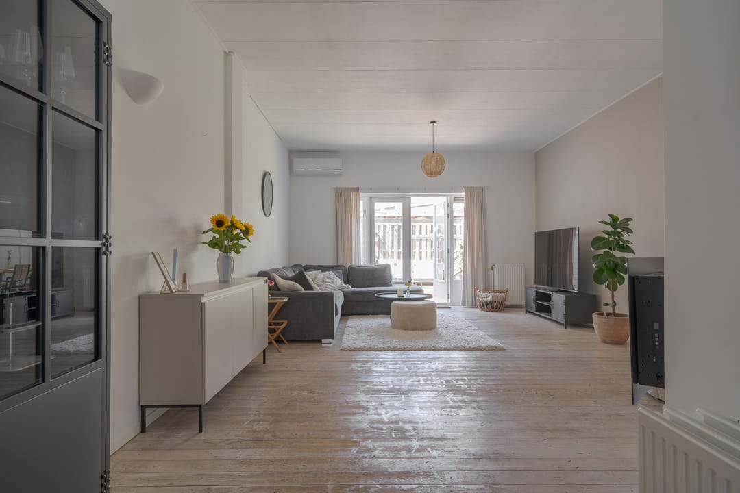 Photo 43 of Eerste Weidjesstraat 3