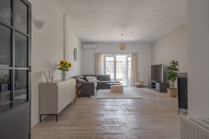 Foto 43 van Eerste Weidjesstraat 3