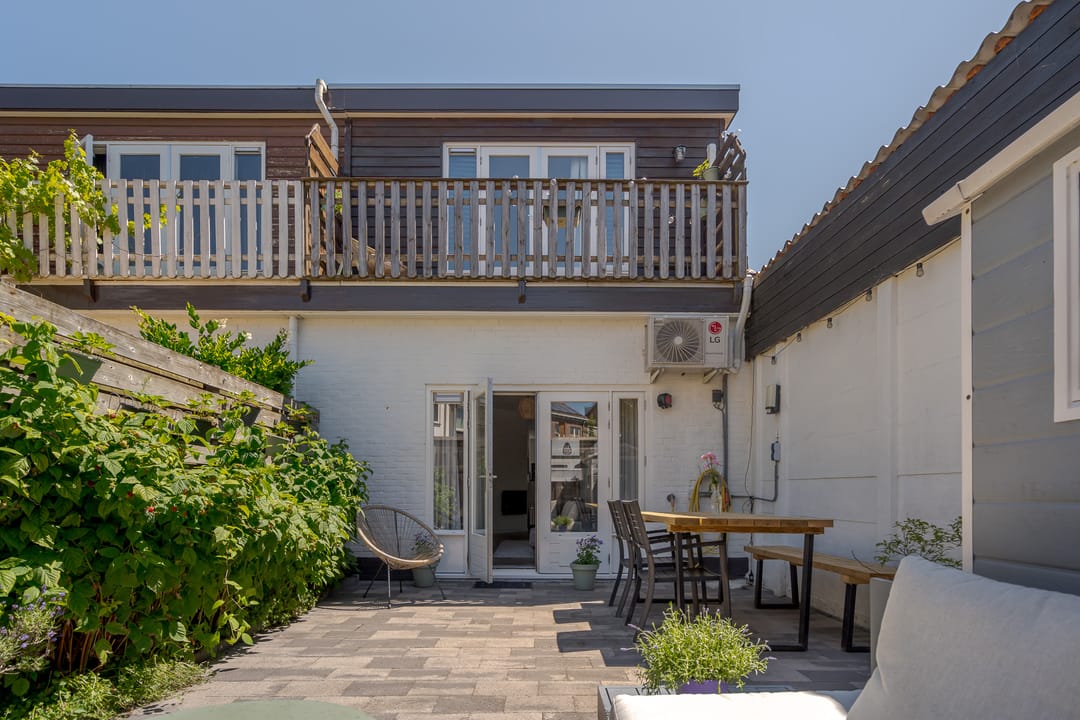 Photo 46 of Eerste Weidjesstraat 3